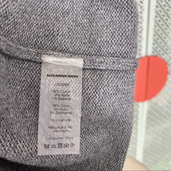 NWOT Alexander Wang Gray Distressed V Neck Sweater - Picture 5 of 6